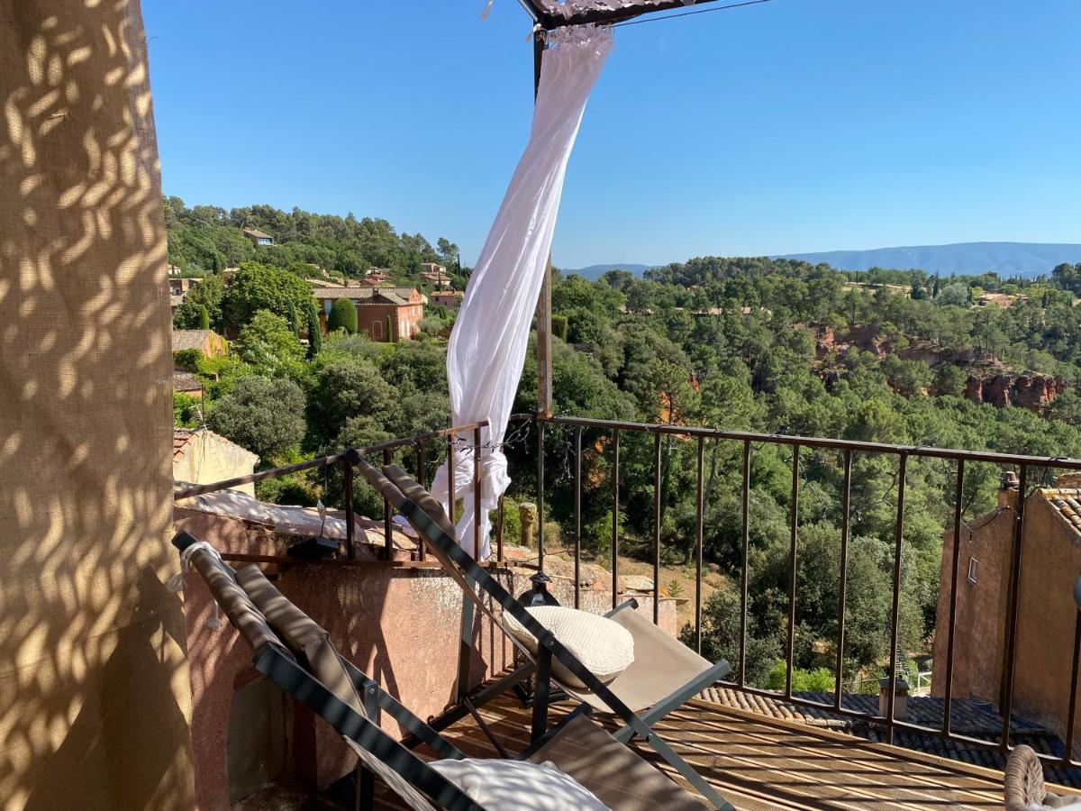 Maison d'hôtes Une hirondelle en Provence Roussillon en Isere Exterior foto